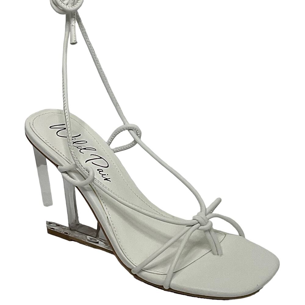 Wild Pair Women’s Santiago Ankle Tie Strappy Thong Sandals Size 6